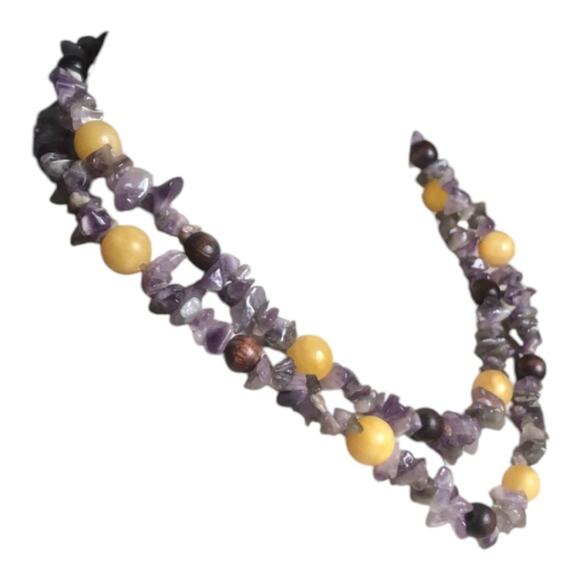 Retro Summer Vibe Beaded Irregular Shaped Purple and Yellow Beads Necklace - Picture 6 of 9